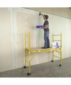 Werner Scaffolding 5.56-ft x 2.5-ft Steel Adjustable Rolling Scaffold 1000-lb Capacity -Craftsman Sales Shop 02954284