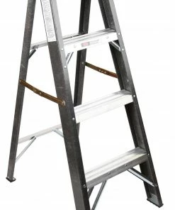 Werner Step Ladders FS200 Fiberglass 4-ft Type 2- 225-lb Capacity Step Ladder