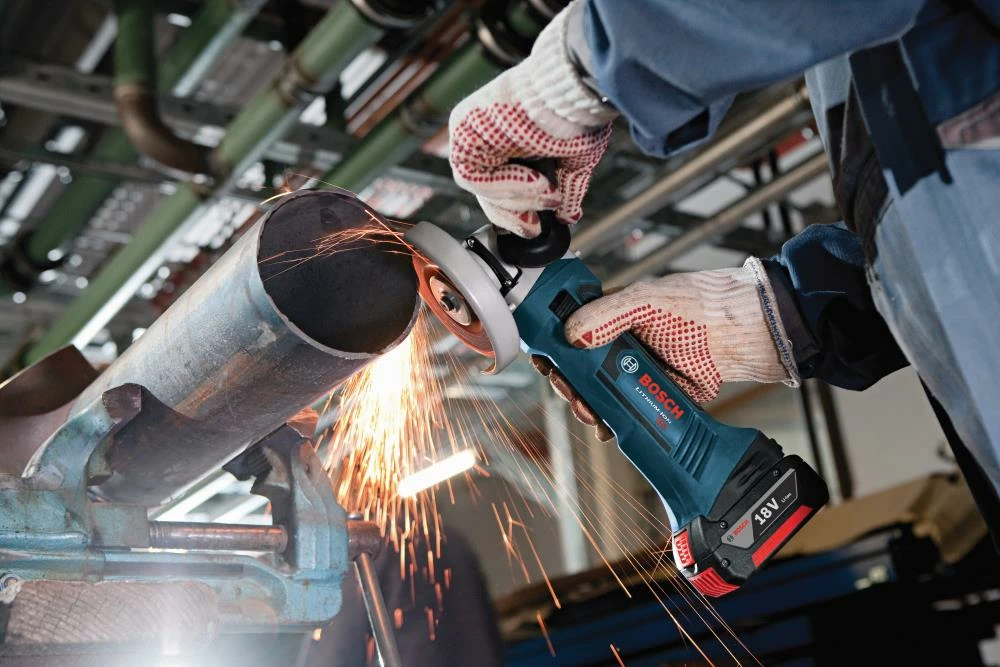 Bosch Angle Grinders 4.5-in 18-Volt Sliding Switch Cordless Angle Grinder 3 Bosch Angle Grinders 4.5-in 18-Volt Sliding Switch Cordless Angle Grinder - Image 3