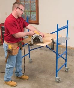 Werner Scaffolding 3.843-ft x 1.9-ft Steel Adjustable Portable Scaffold with 500 lbs. Capacity -Craftsman Sales Shop 08177091