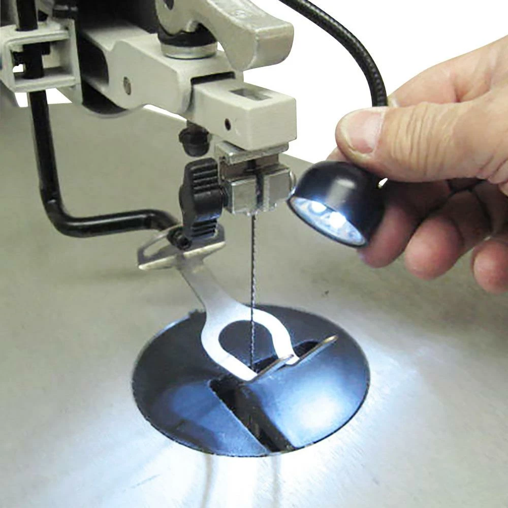 PORTER-CABLE Scroll Saws 18-in 1.6-Amp Variable Speed Scroll Saw 7 PORTER-CABLE Scroll Saws 18-in 1.6-Amp Variable Speed Scroll Saw - Image 7