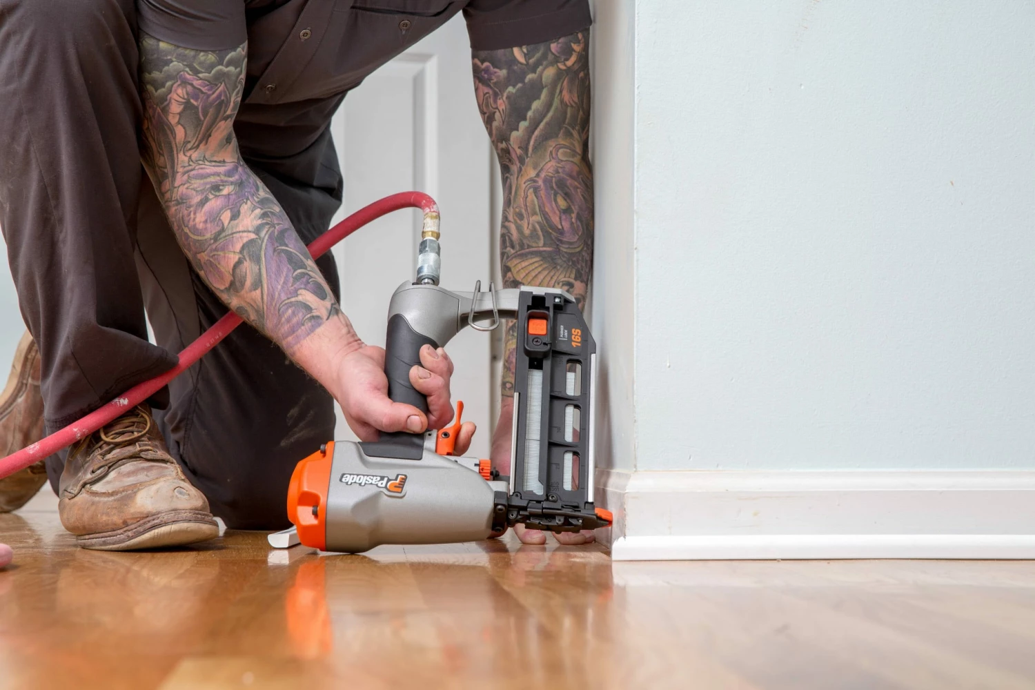 Paslode Nailers Pneumatic 16-Gauge Pneumatic Finish Nailer 3 Paslode Nailers Pneumatic 16-Gauge Pneumatic Finish Nailer - Image 3