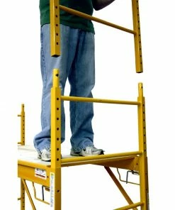Werner Scaffolding 5.56-ft x 2.5-ft Steel Adjustable Rolling Scaffold 1000-lb Capacity -Craftsman Sales Shop 08768754