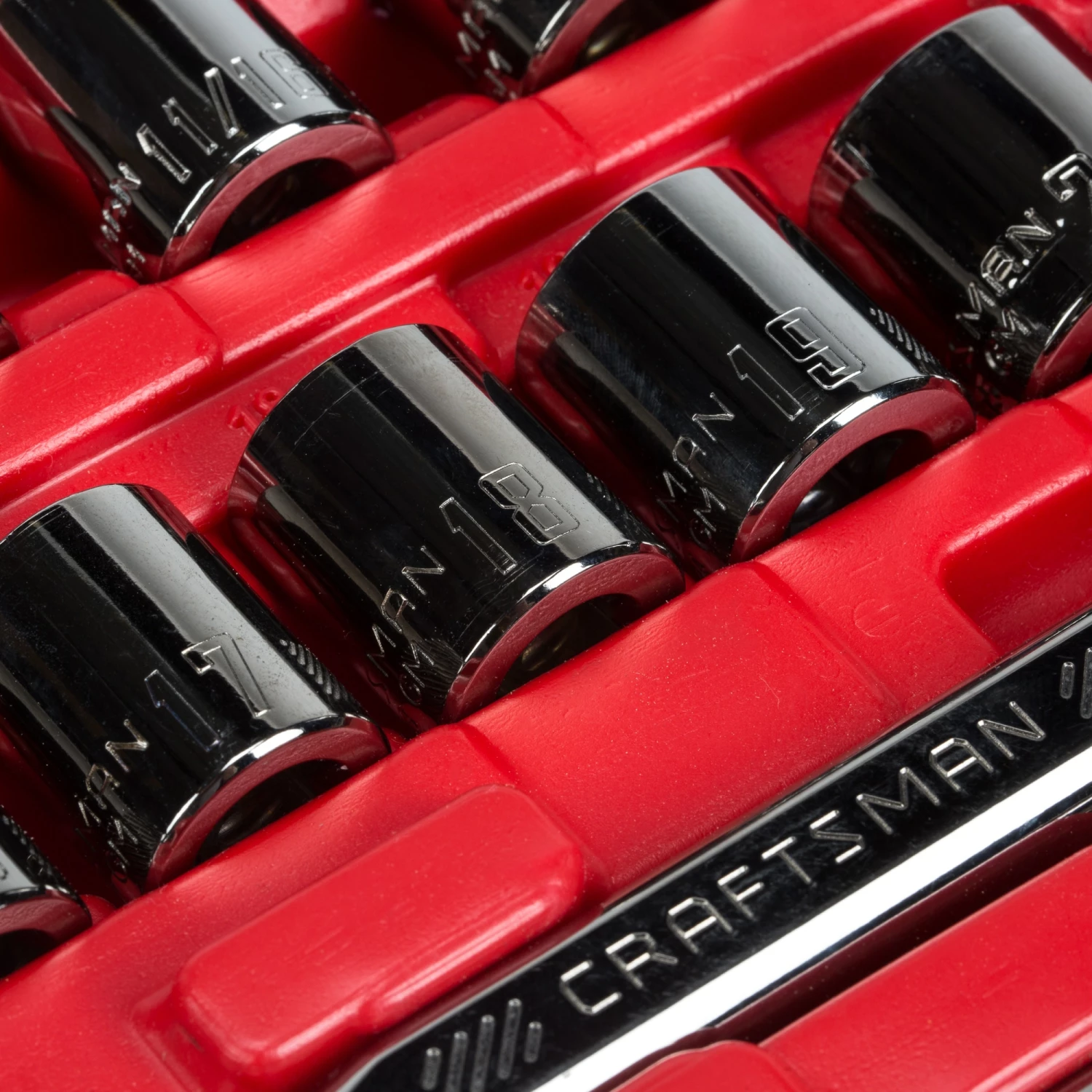 CRAFTSMAN Mechanics Tool Sets 51-Piece Standard (SAE) and Metric Combination Gunmetal Chrome Mechanics Tool Set (3/8-in) 4 CRAFTSMAN Mechanics Tool Sets 51-Piece Standard (SAE) and Metric Combination Gunmetal Chrome Mechanics Tool Set (3/8-in) - Image 4