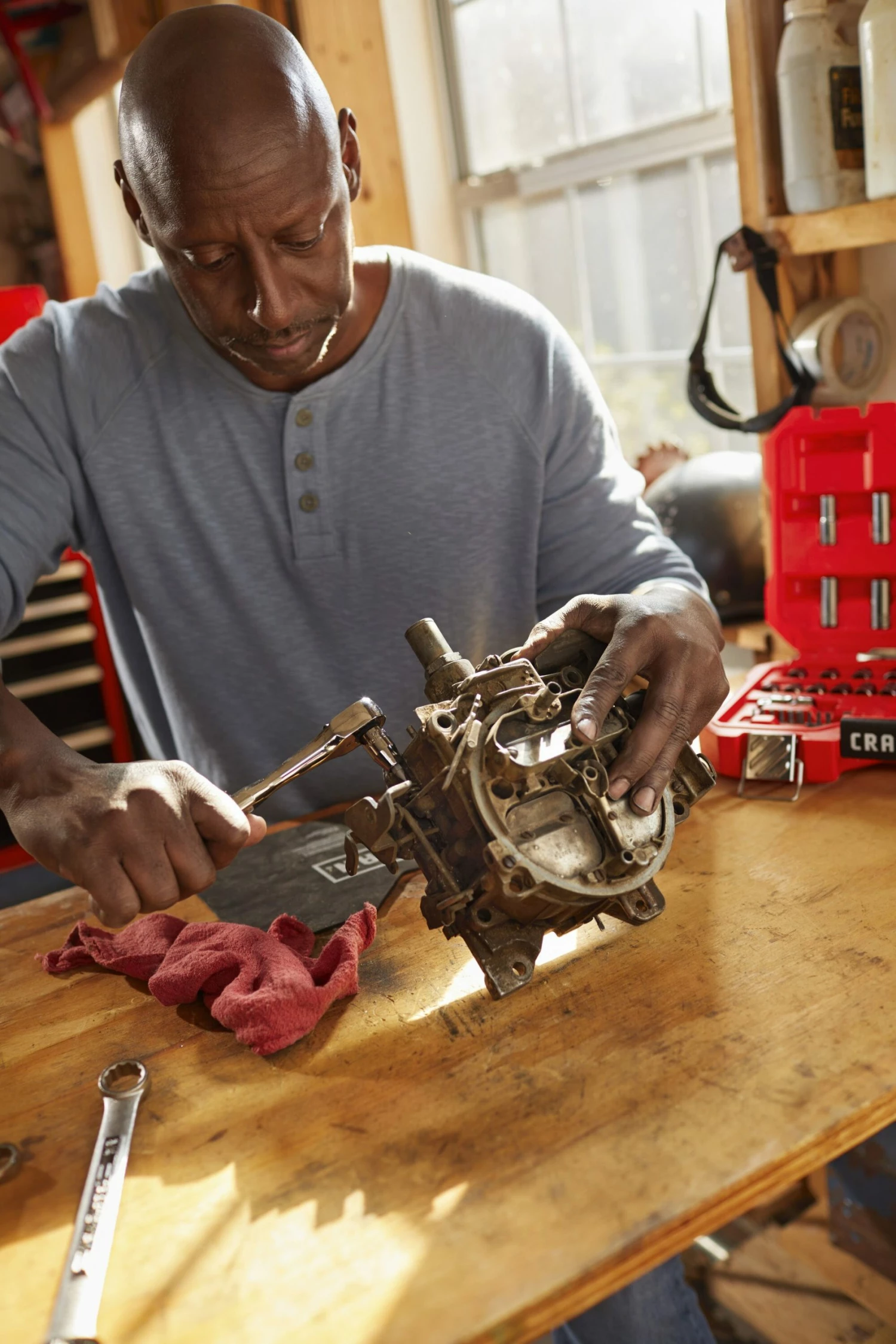 CRAFTSMAN Mechanics Tool Sets 51-Piece Standard (SAE) and Metric Combination Gunmetal Chrome Mechanics Tool Set (3/8-in) 11 CRAFTSMAN Mechanics Tool Sets 51-Piece Standard (SAE) and Metric Combination Gunmetal Chrome Mechanics Tool Set (3/8-in) - Image 11