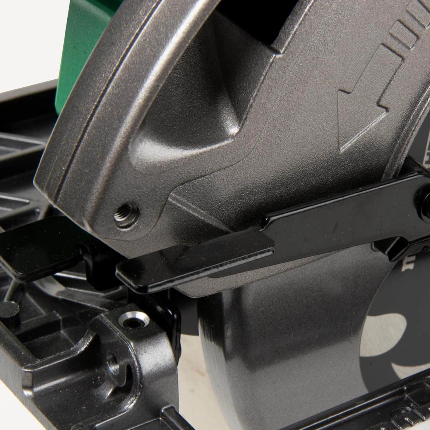 Metabo HPT Circular Saws MultiVolt 36-Volt 7-1/4-in Brushless Hybrid Cordless and Corded Circular Saw 10 Metabo HPT Circular Saws MultiVolt 36-Volt 7-1/4-in Brushless Hybrid Cordless and Corded Circular Saw - Image 10