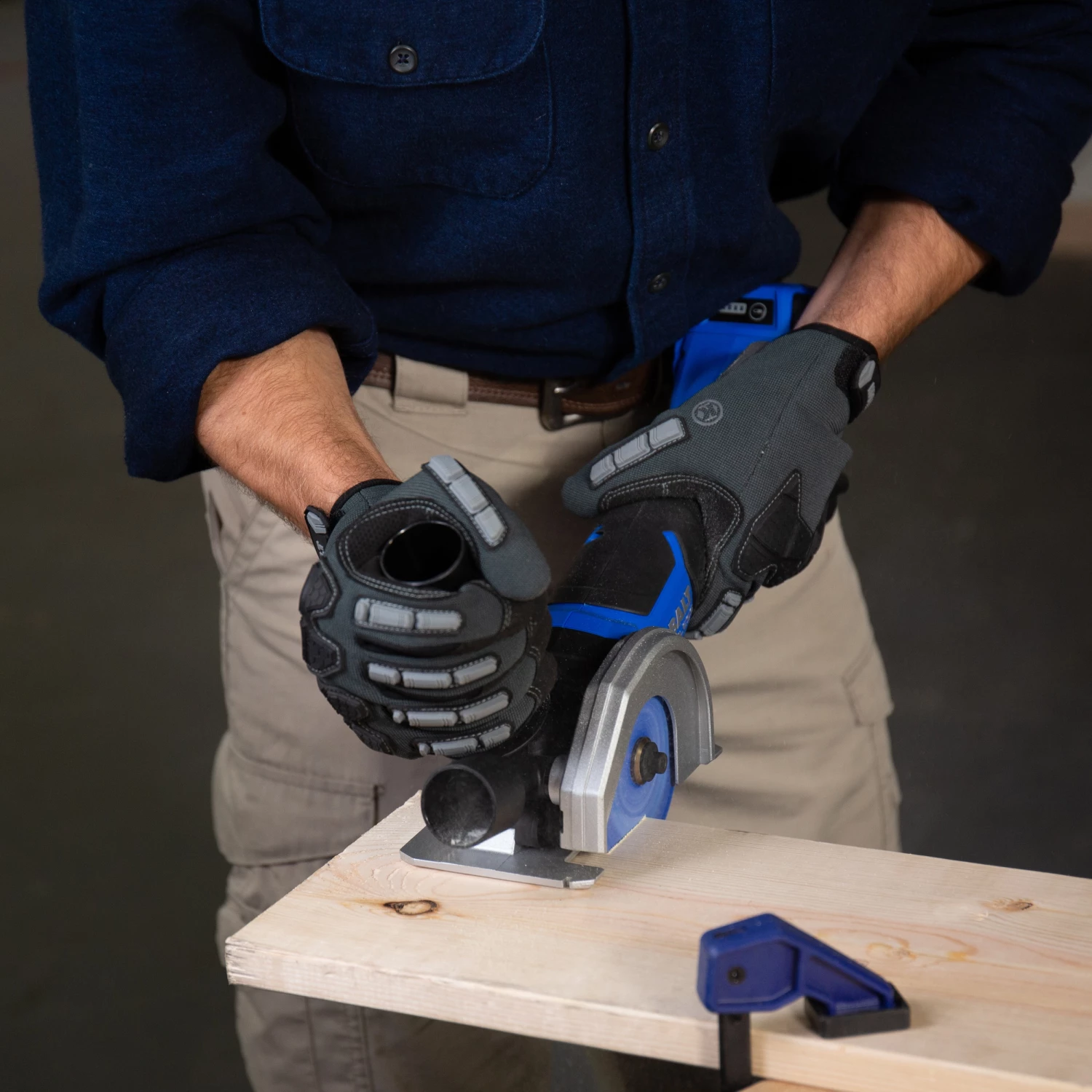 Kobalt Circular Saws 24-Volt Max 4-in Brushless Cordless Circular Saw 8 Kobalt Circular Saws 24-Volt Max 4-in Brushless Cordless Circular Saw - Image 8