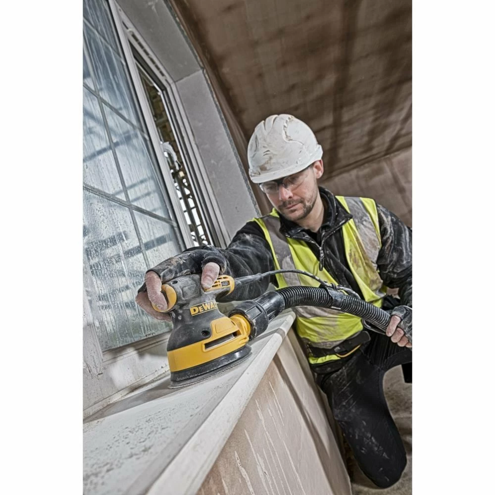 DEWALT Power Sanders 3-Amp Corded Orbital Sander with Dust Management 7 DEWALT Power Sanders 3-Amp Corded Orbital Sander with Dust Management - Image 7