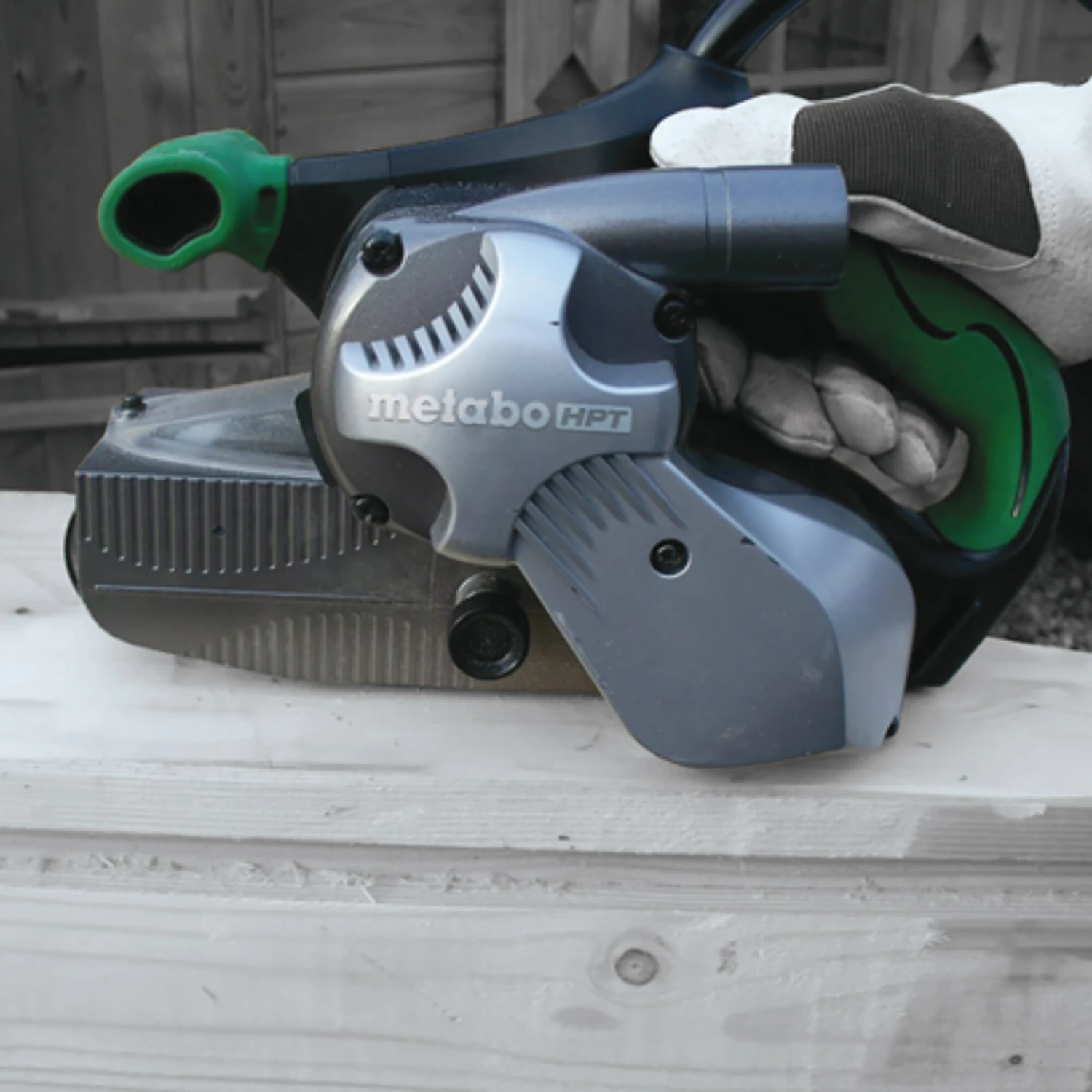 Metabo HPT Power Sanders 9-Amp Corded Belt Sander Dust Management 12 Metabo HPT Power Sanders 9-Amp Corded Belt Sander Dust Management - Image 12