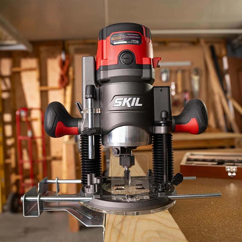 SKIL Routers 1/4-in and 1/2-in 14-Amp 2-HP Variable Speed Combo Fixed/Plunge Corded Router (Tool Only) 3 SKIL Routers 1/4-in and 1/2-in 14-Amp 2-HP Variable Speed Combo Fixed/Plunge Corded Router (Tool Only) - Image 3