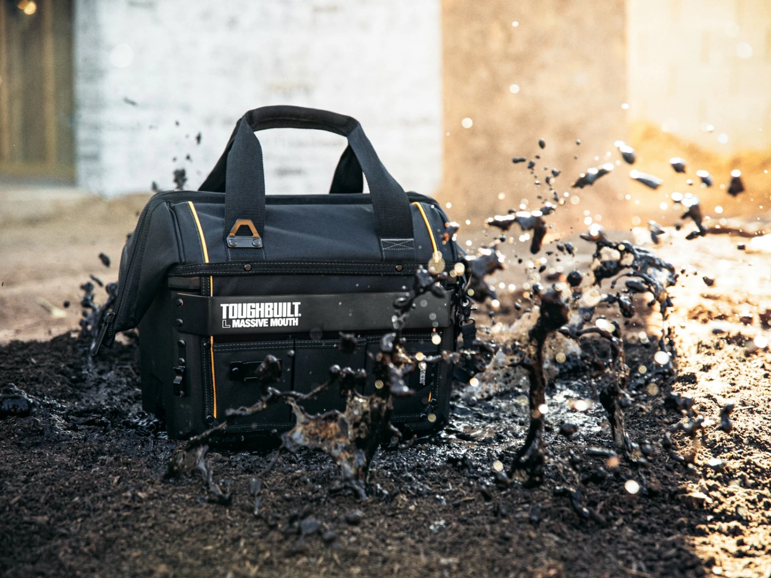 TOUGHBUILT Tool Bags Hard Bottom Large Black Polyester 16-in Tool Bag 5 TOUGHBUILT Tool Bags Hard Bottom Large Black Polyester 16-in Tool Bag - Image 5